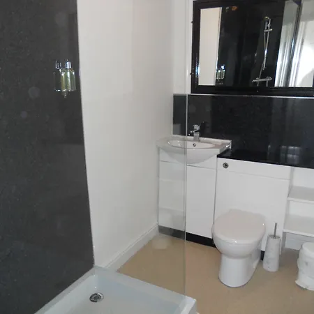 View And 3* Yarm